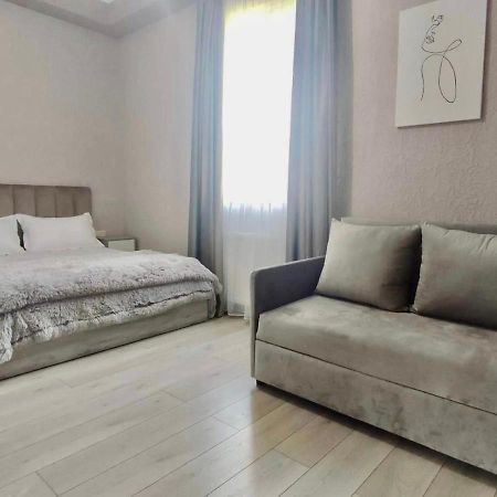 Guest House Nima Kutaiszi Kültér fotó