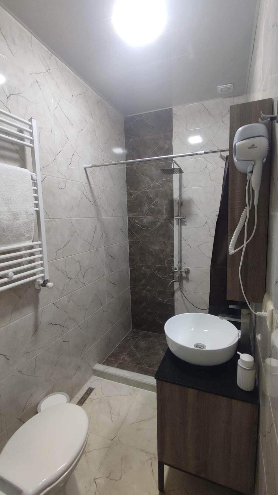 Guest House Nima Kutaiszi Kültér fotó